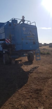 حاصوده للبيع موديل 2001 فول مواصفات بدون ا بلام دبل درام الطبله 17 سال...