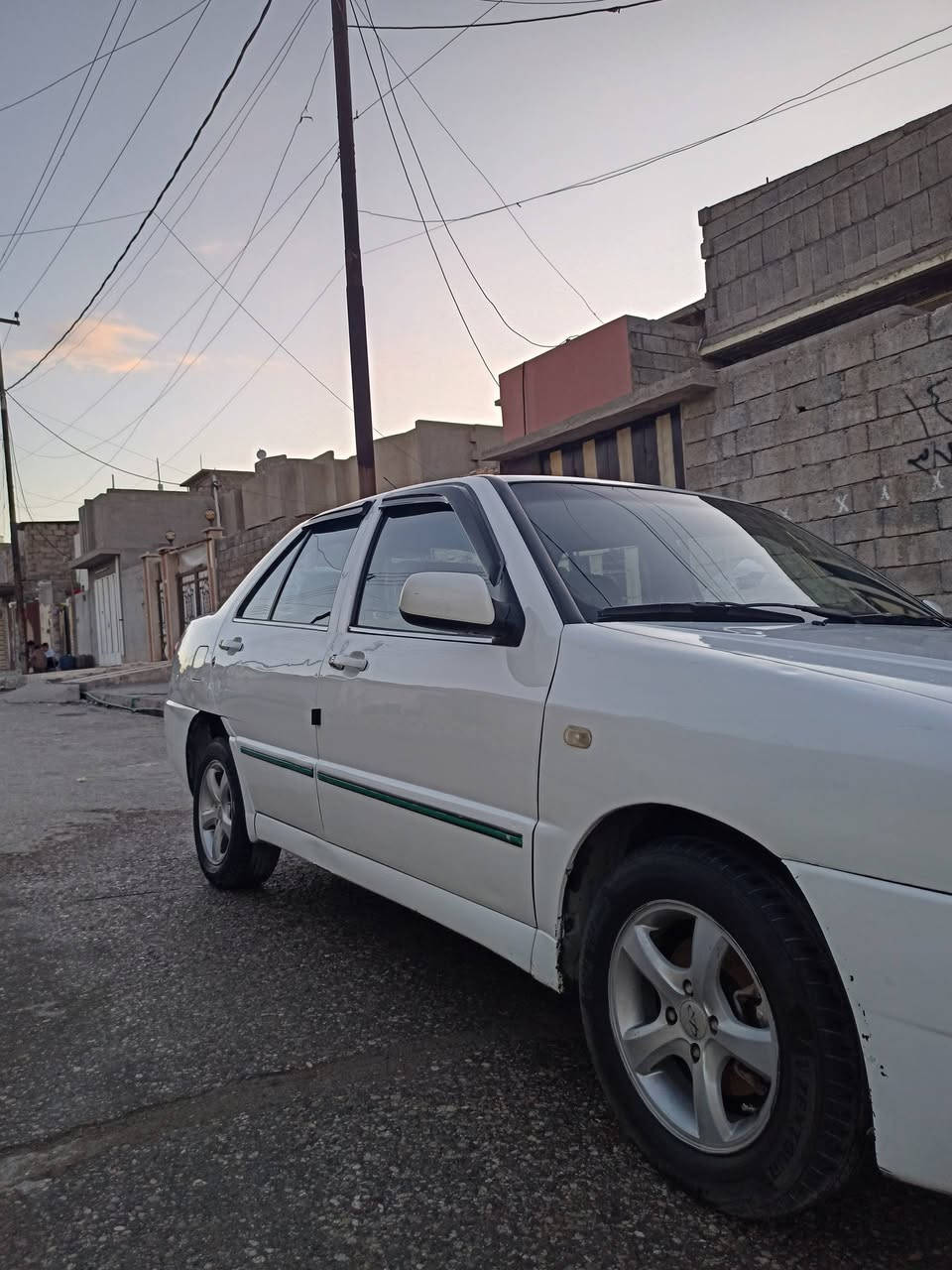 السلام عليكم 

كوين للبيع رقم نينوى تبريد تدفئة شغال ضررها جاملغ خلف السائق معدل بارد ومصبوغ وبوند مصبوغ شرط الوكاله والتحويل  طخم وصدر امامي جديد وتخم تواير جدد والكير والمحرك شرط السعر 40 وبيها مجال 

***********
