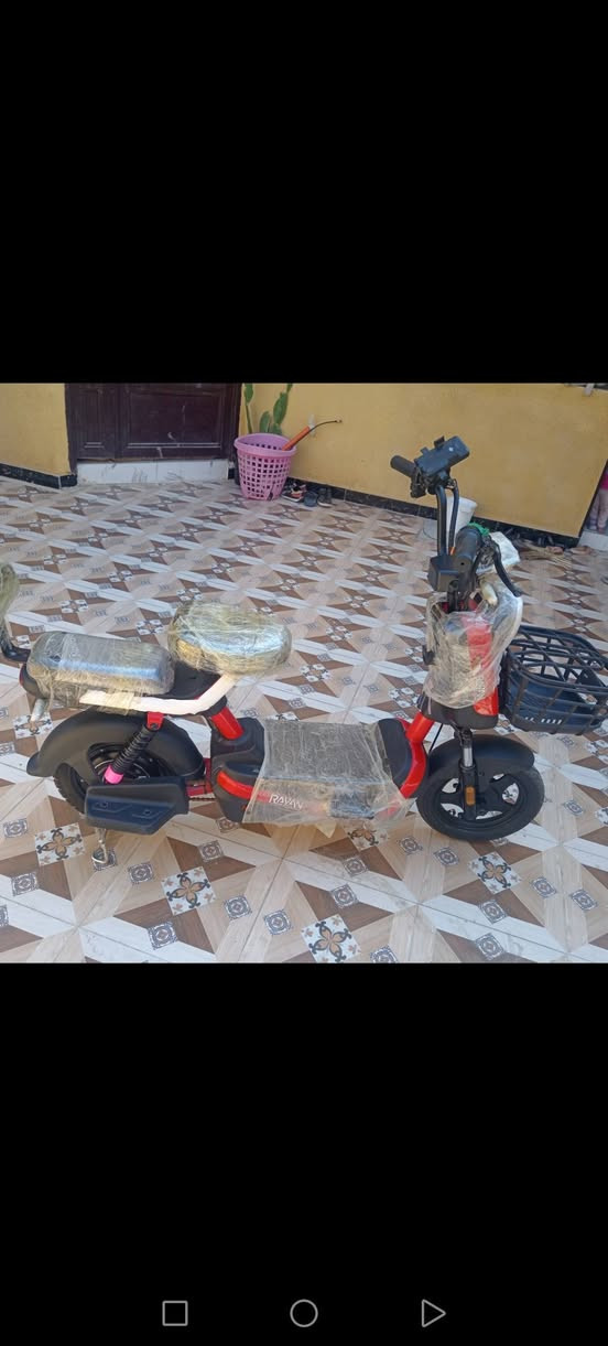 دراجة شحن السعر 300 وبيها مجال الصويرة حي الزهراء 
دراجة شحن سرعه 45 موديل 2025
***********
