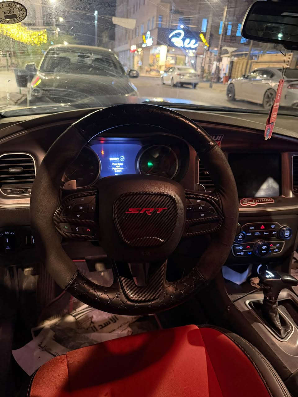 دودج تشارجر 2021
السيارة كلين تايتل كفالة عامة ماعدا الدعاميات
السيارة نظيفة ومتعوب عليها
نص فول
٥٧٠٠ هيمي
ماشية ٧٠ ميل
السعر ٢٦١ وبيها مجال 
*********** البصرة, العراق
