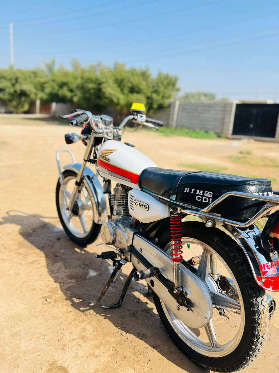 دراجة البيع نامه اربعة كير موديل2020 دشبوال قديم السعر خاص هاذة رقمي:***********
