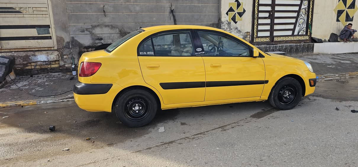 سلام عليكم ريو  خليجي موديل ٢٠٠٦ جاهزه فول اوتو مكينه[1600] حاويه كير شرط صبغه جديده مدوشمه دواخل جديد رقم مثنى موجوده بديوانيه باقي التفاصيل داخل الفديو  ***********السعر  ٦٧
