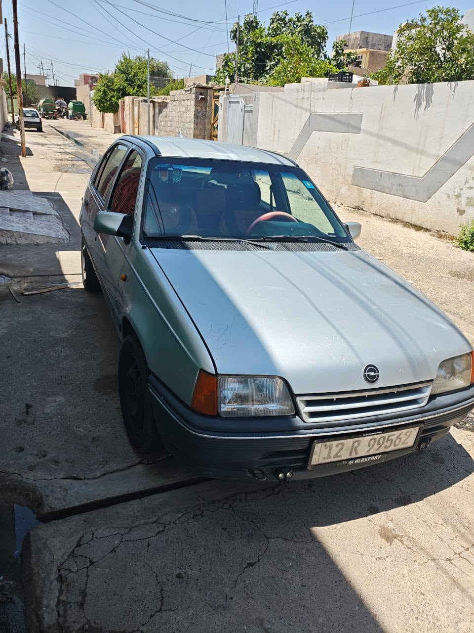 كاديت كير محرك وايرمنيه كلها شرط طخم تاير جديد بدون صبغ سياره جديده وضع شركه احلامن الصوره اني الشرعي السعر 33بيها مجال الاتصال ***********
