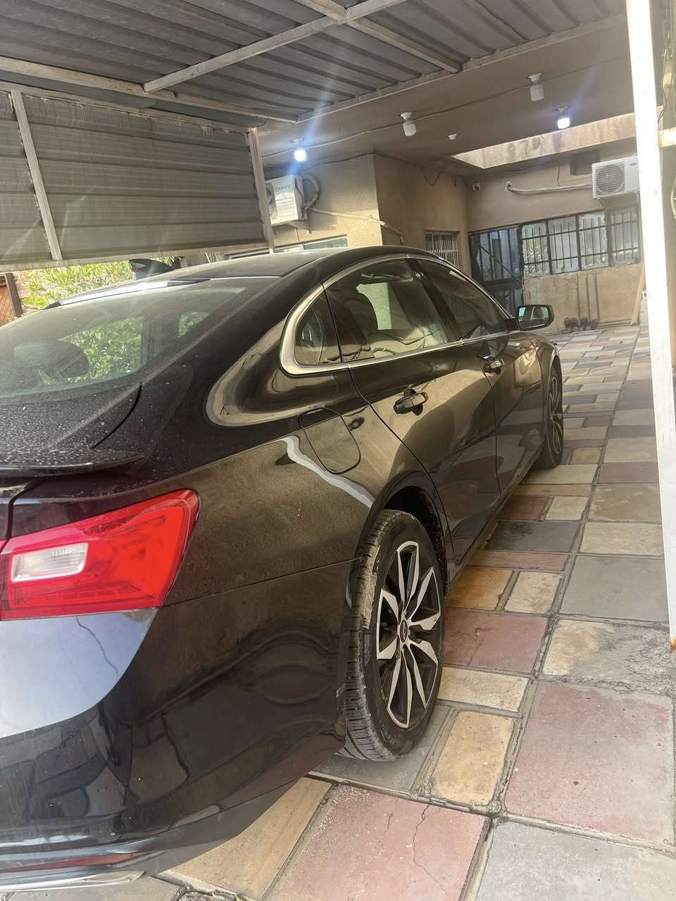 السلام عليكم ماليبو موديل 2021
Rs
حادث جاملغ خلفي جهة السايق
مع الدعامية الخلفيه 
السيارة كلش جديدة ماشية 120 الف كيلو قابلة للزيادة
مابيها اي نقص
جاهزة
مكانها بغداد اليرموك
***********
13000$ بيها مجال بسيط
