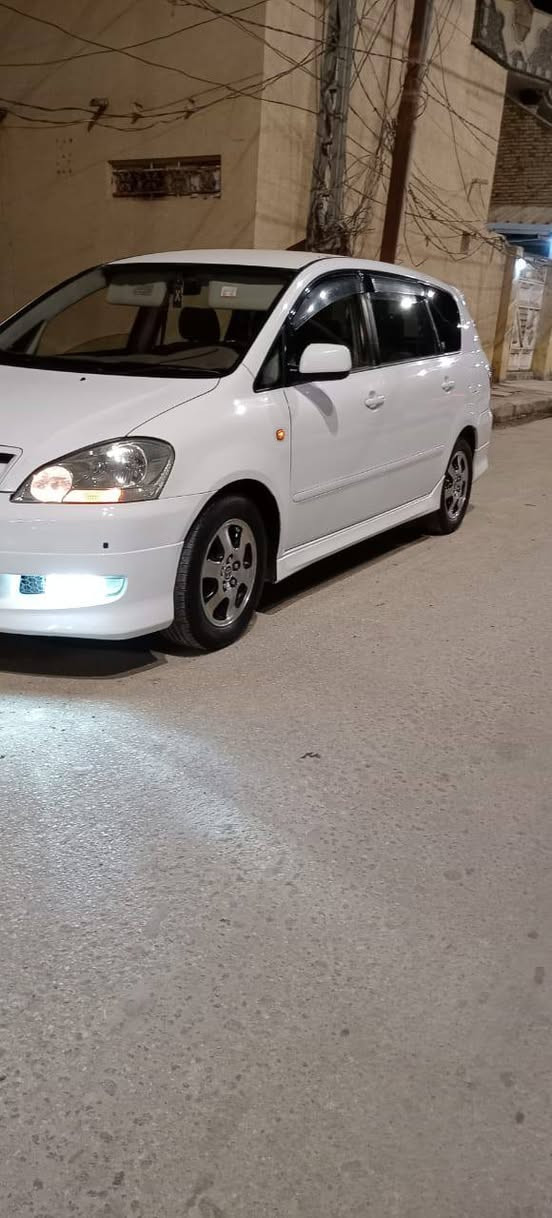 سلام عليكم ابصم البيع تويل موديل 2001 مداور ثاني يوم سياره جديده ومكفوله كفاله عامه حساسات خلفيه وماميه وكامره ماميه مري شفط سعر 122 بيه مجال قليل هاذا رقمي خابر بخدمت ***********
