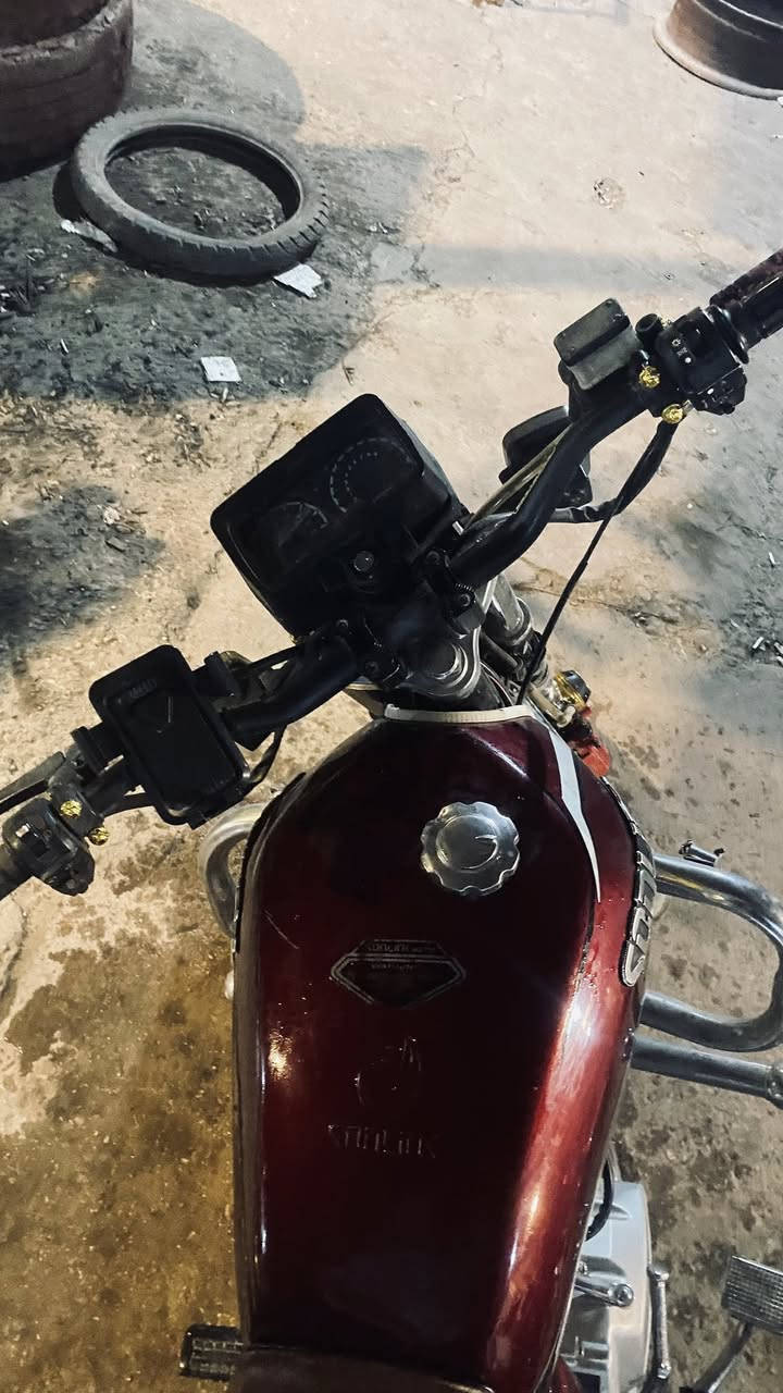 ايراني 2023 السعر 700وبي مجال قليل ماطور نضيف كهربائي سلف شغال لاستفسار ***********
