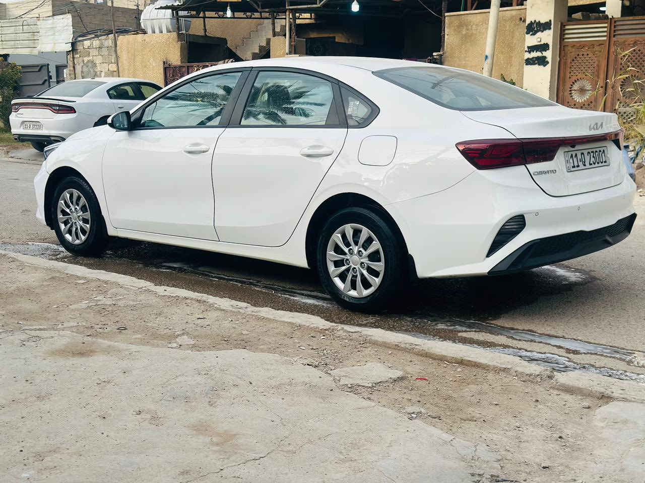 كيا سيراتو 2024 محرك 2000 دوش وكير ايتي موصفات نص شاشه كأمره مدوشمه عام ماشيه 40 كيلو بيه طخه بالبند وجاملغ موضح بصوره مصبوغ علكده السعر 167 بي مجال رقمي ***********
