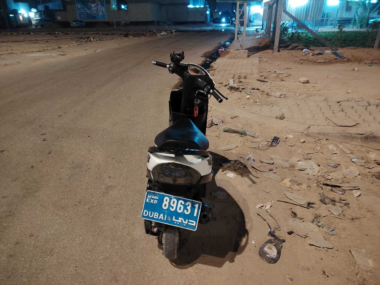 سلامو عليكم شباب دراجه لالبيع ماكس عدلا الدراجه شوفت عينك كل كهرباياته شغله الدراجه مكفول من تبخير وكلشي الدراجه خير من الله شلعه ومعدل يشك الكاع هذه رقمي***********السعر خاص
