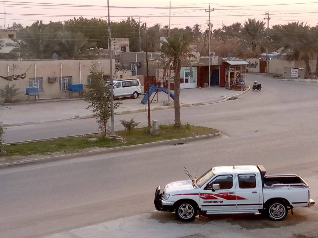 السلام عليكم 
سياره بيكم نيسان بابطين 
مديل 2005
كشن فصل 
جام كهربائي 
خط بلاد 
سياره كفاله محرك اكسن كير
ويل كب بلاد 
سبايدر ودرع بلاد 
سياره جديده 
سعر 95 بيهه مجال 
وللاستفسار الاتصال ***********
