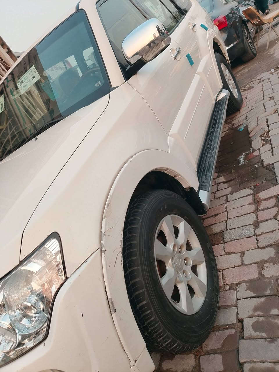 ..السلام عليكم 
باجيرو حبتور موديل 9 رقم بغداد مشروع وطني بسمي سنويا 
سياره فول مواصفات 1/1
مكفول من الضرب لا تبديل لا صبغ 
سونار موجود بل منشور 
كير محرك تبريد مكينه كفاله عامه 
تخم تاير شواصي مكفولات بلادي 
دوخل نظيفه سياره حلو معنا الكمله بل عافيه ياخذها 
سعار سياره 125$بي مجال شي بسيط 
العنوان السياره بغداد بلديات نتصل وتدلل 
 ***********
