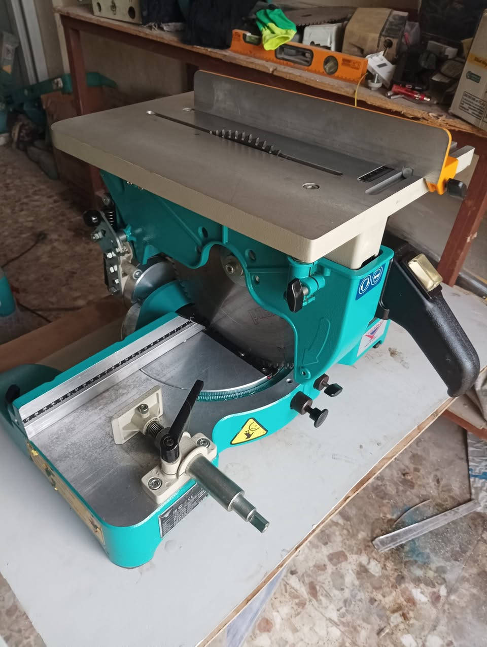 السلام عليكم للبيع كتر يلمز تركي مع معواجه مترتين وعشره اي استفسار الاتصال على الرقم ***********. *********** أو على الخاص في بابل الحله
