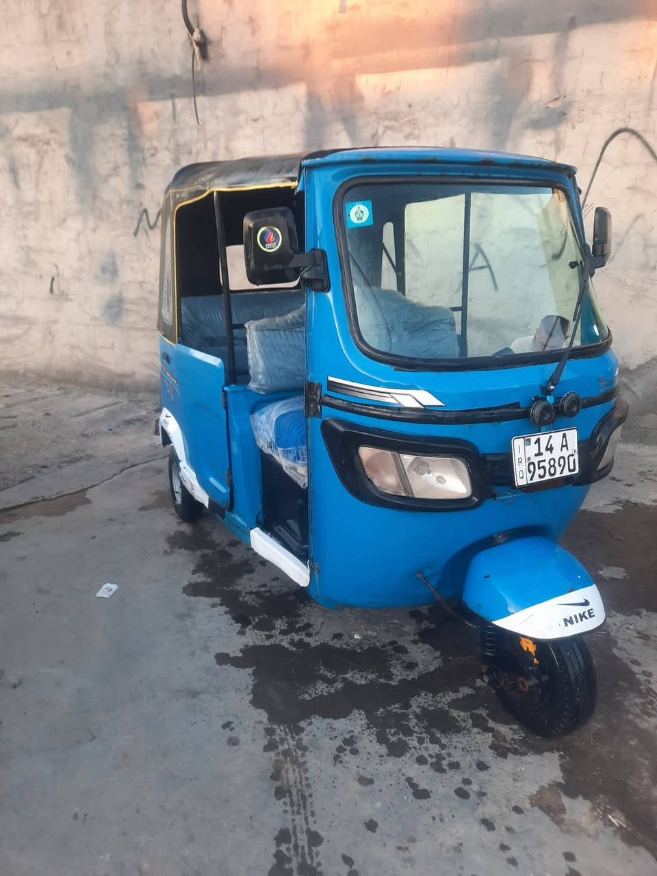 تكتك ٢٢  بدي بي ضربه وحده بصفحه
ومكينه مفتوحه مره وحده تكتك ماعوزها شي باغي كفاله مكاني بصره كرمت علي ابصخير سعر ٦٧٠٠ مجال قليل 
*********** اتصال فقط
