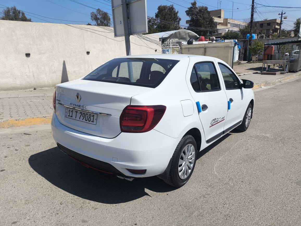 رينو سنبل 2019 حره باسمي تحويل ثاني يوم هزه جديده سعرهه 78 مكفوله من الصبغ مابيه اي نقص كير اوتوماتيك محرك 1600 هاتف *********** مكانه الأعظمية بغداد, العراق
