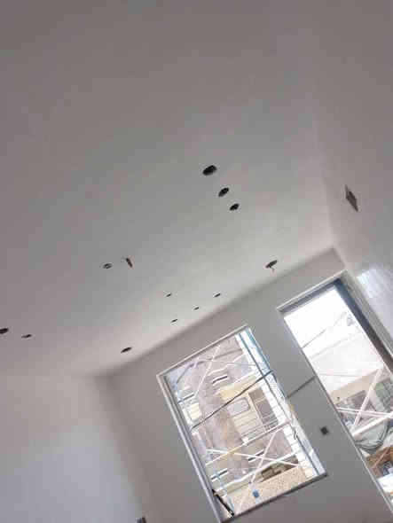 السلام عليكم متفرغ حالين خلفه لبخ وجص وبورك وجهيات بل يوميه شغل يرضي ويرضي ربك مكاني بغداد التاجي ***********
