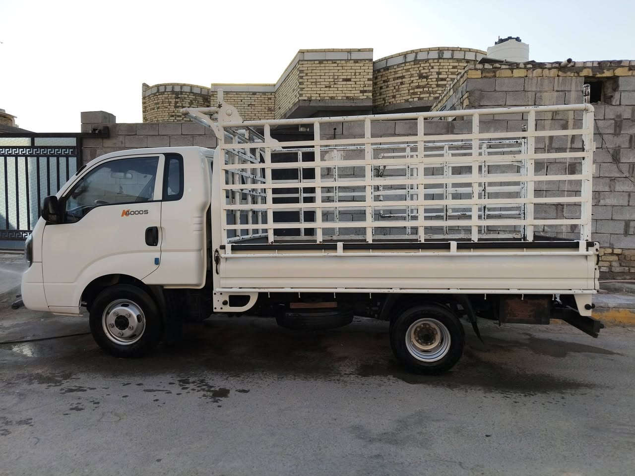 سلام عليكم كيه فحال موديل 2025 تاير محور  مكفوله كفاله عامه هاذ رقم راعيه اني مكلف بل نشر ‏‪***********‬‏

