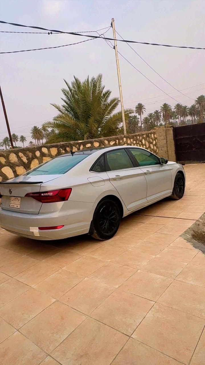 السلام عليكم 
 جيتا موديل 2019 السيارة نظيفه امامكم بالصور 
 مكينه كير مكفوله فقط تبديل قطعتين مع بارد قليل
 السعر 105وبيها مجال
 رقم بغداد بـ إسمنا 
رقم الهاتف // ***********
