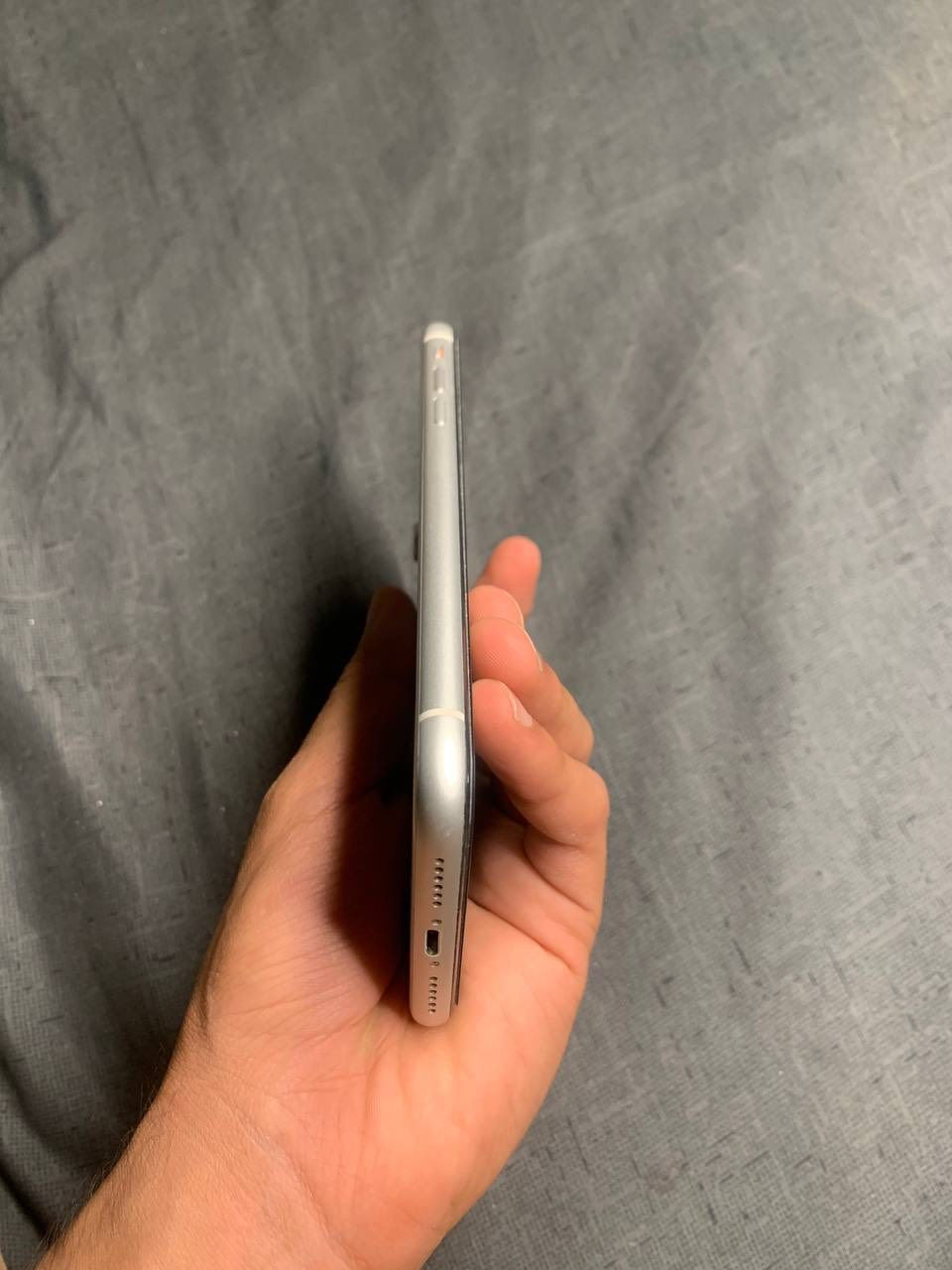 ايفون XR جهاز مامفتوح نهائياً 
ذاكرة الجهاز 64 
بطاريه 76 
جهاز نضيف حيل مثل ما موضح 
سعره 195


**إذا كنت صاحب هذا الإعلان وتريد حذفه لأي سبب، رجاءا أرسل رسالة إلى الدعم الفني**