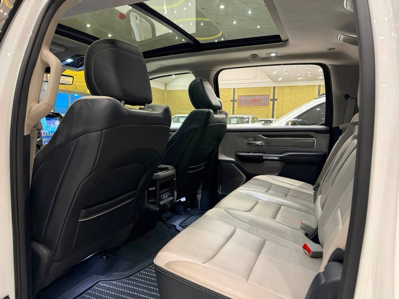 MARHABA CARS ERBIL
——————————
BRAND : RAM 1500
CLASS : LIMITED
ENGINE : V8 - 5.7L - 4x4
STATUE : CLEAN TITLE كلين تايتل
YEAR : 2024
PRICE : $$
COUNTER : 45,000 MILE
IMPORTING : وارد كندى
ADRESS : Erbil , أربيل شارع ١٠٠م صف دائرة گمرگ
FOR IFORMATION CALL US :
MARHABA CARS 
 📞 : ***********
