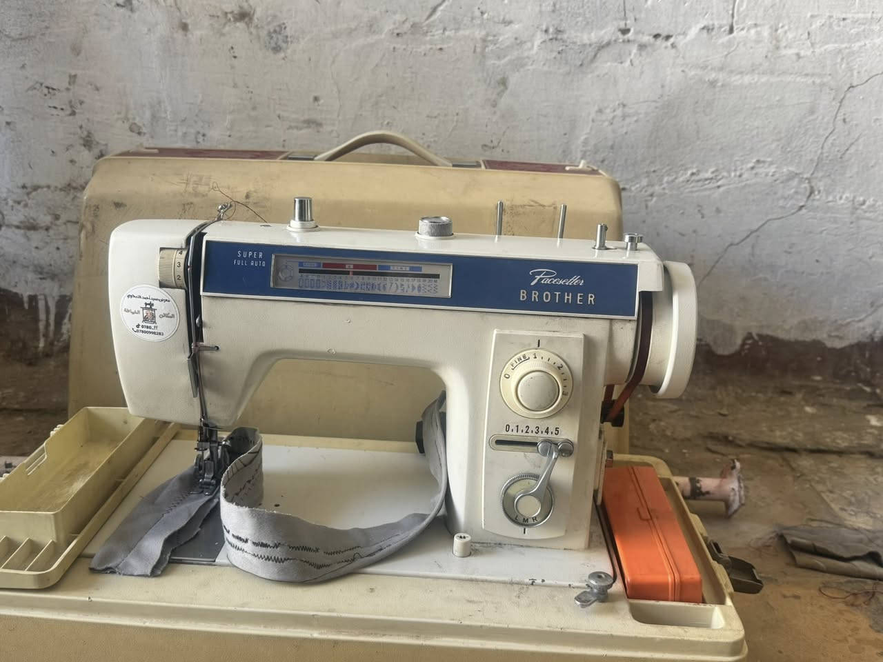 السلام عليكم مكاين خياطه ابرذر ياباني نسبه النضافه 95/ المكان واسط العزيزيه /للاتصال والاستفسار /***********
