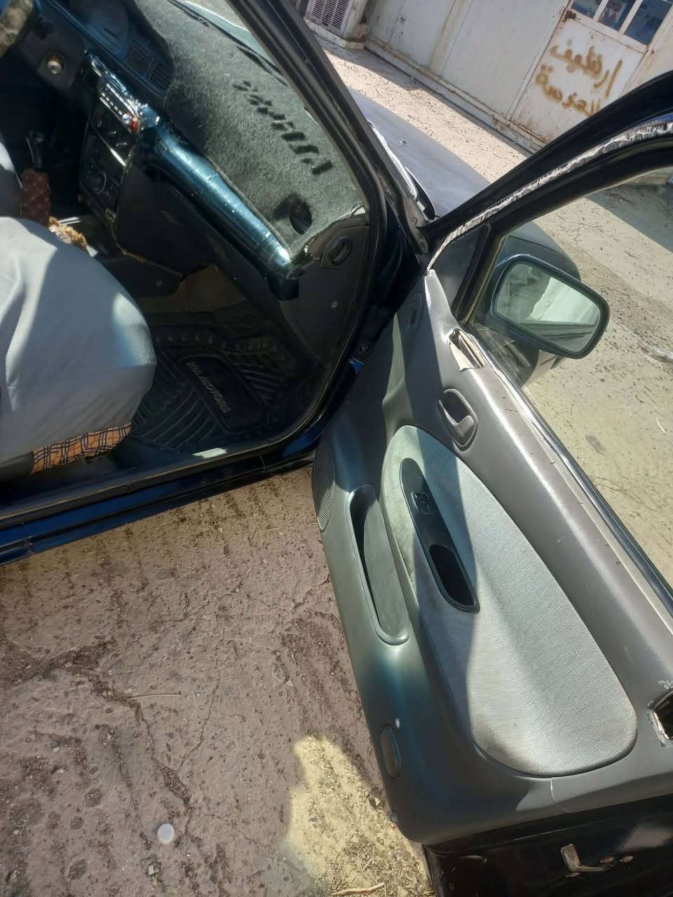 كيا سيفيا موديل ١٩٩٥
السياره ما ناقصها شي 
السعر ٢٨وبيه مجال قليل 
لاستفسار ‭٠٧٨٠ ٧٩٢ ٦٣٠١‬
