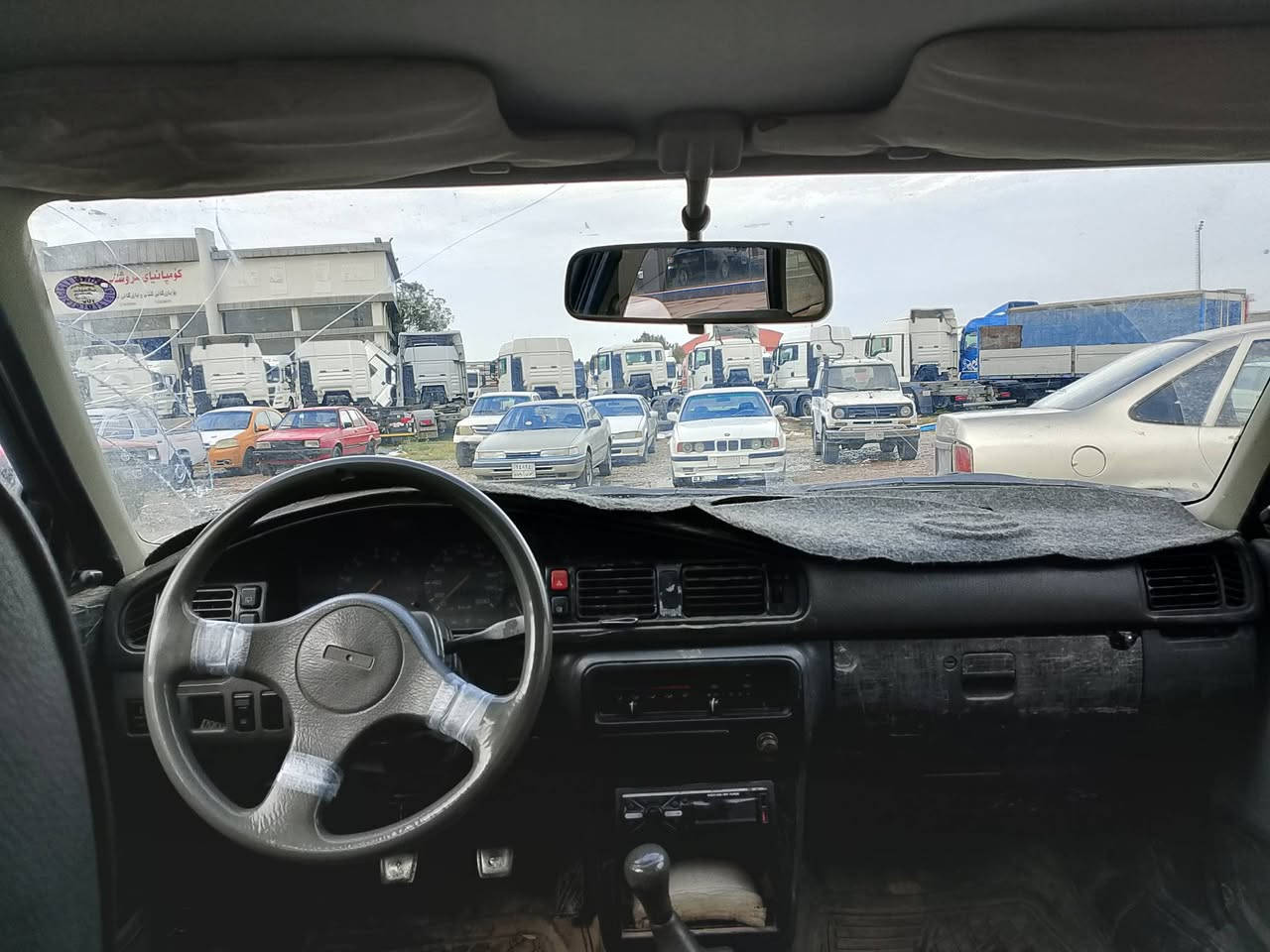 مازدا 626 هەشت وبەخ
مودیل 1991 گێڕ عادی
بە شە رتی گێڕو مکینە 
ڕقم سلێمانی بە شە رت تحویل و غەرامە
سە نەوی 2ساڵ قەرزارە
کارە بای و فلچە و ماسیحە و کامل بێ عیبە
شوێن کە لار
نرخی 32گڵا
*********** واتساپی لە سەرە
تکایە هە مویم نوسیوە ووەکو خوی خۆی مشتەری نیت تلفون مە کە گۆڕینە وە سشم نیە
