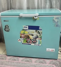 ثلاجة • مجمّدة