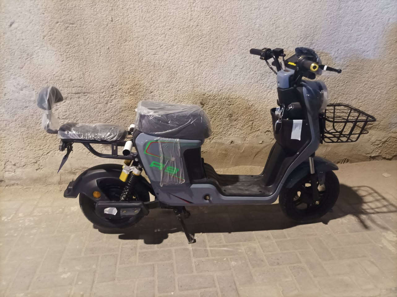 درجة ار ٩عنوان البصرة مديل ٢٠٢٦ بطاريات  كبار  رقم *********** السعر ٤٥٠
