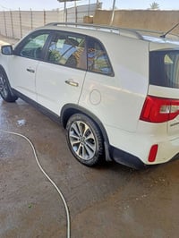 كيا سورنتو • ٢٠١٥ • ٦ سلندر