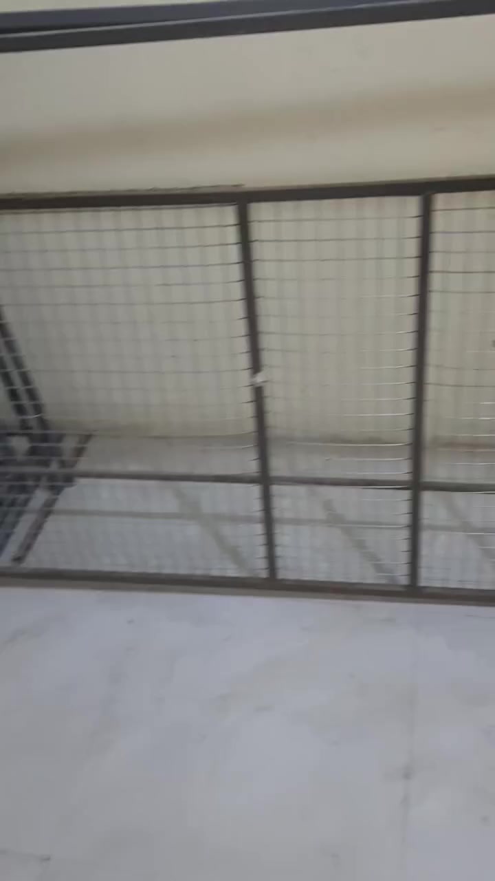 استانات احذية وملابس وتعلاكات ملابس للبيع قيم واخذ بما يرضي الله للاستفسار على الرقم ***********
