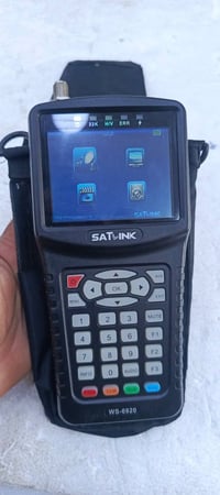 ساتلينك WS-6920 • جهاز قياس إشارات • شاشة ٣.٥ بوصة
