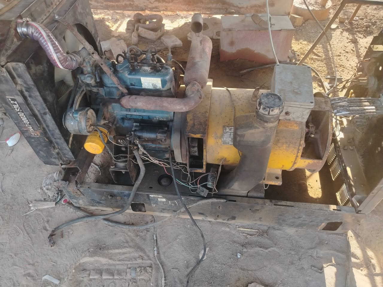 مولد كابوته 3سلندر راس توليد 7.5 صيني طبك  بي تبخير شغاله حاليا كهرباء فول السعر 850 قفل العنوان بابل رقم الهاتف ***********
