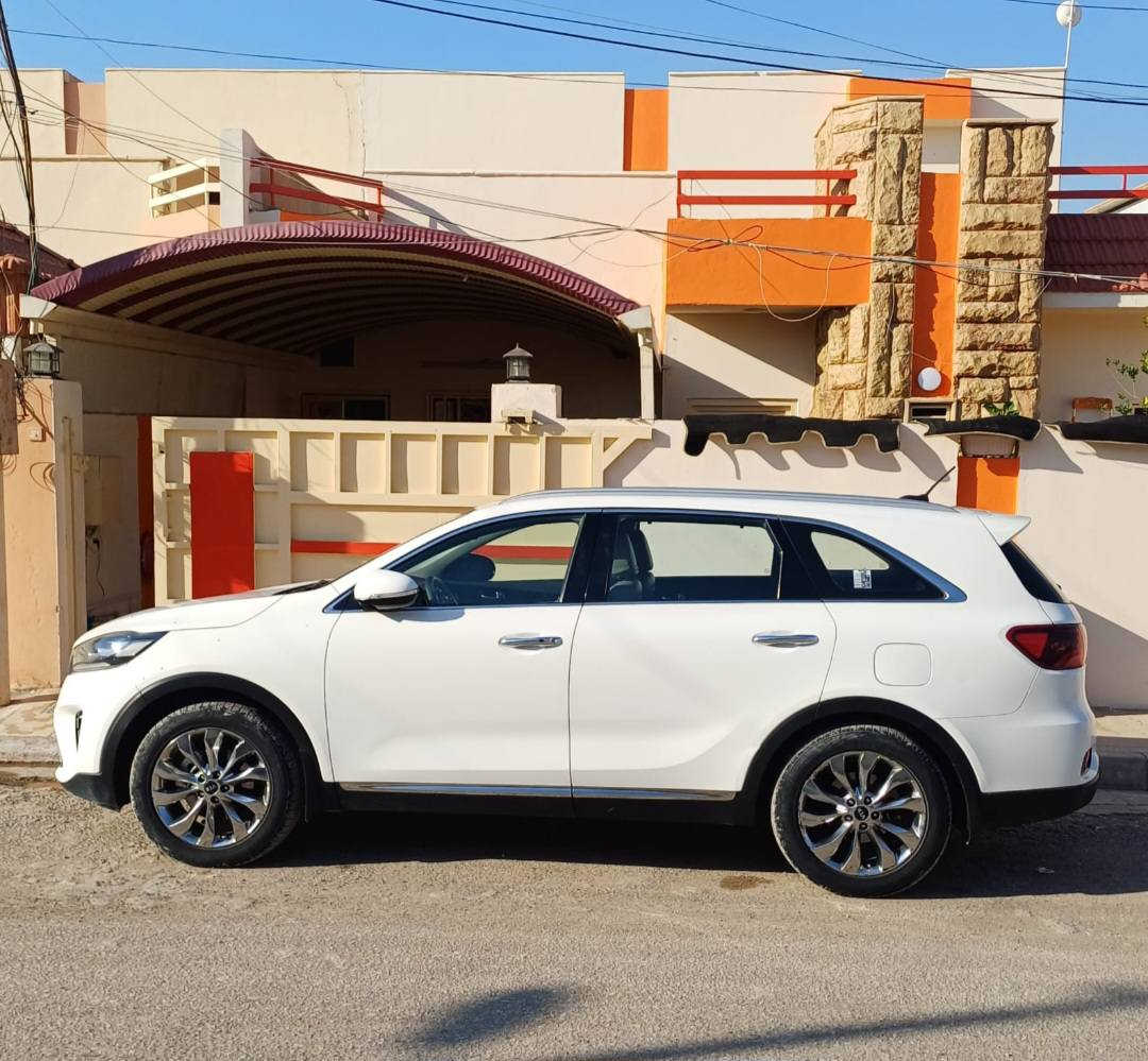 سورنتوا خليجي ١٩ مكفوله فقط بارد بزاوية البنيد كلش بسيط ٦ سرندر فول ماعدا البانوراما والفور ويل صلاح الدين باسمي رقم انكليزي سنوية لنهاية ٢٩ السعر ٢٤٥ وبيها مجال ***********
