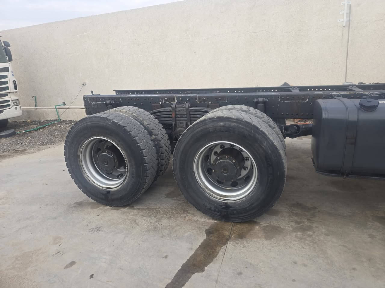 اكتروس موديل 2013اصل
دخول البصره 
مجموعه جي اف 
بحالة وكاله 
بنص سياره 
حجم 4141
ماشيه 155الف فقط 
مرقمه البصره جاهز قلاب 
سياره كفاله عامه 
للإستفسار معرض عكيلي 
العنوان بغداد جسر ديالى 
***********عبدالله 
*********** ابو رضا
