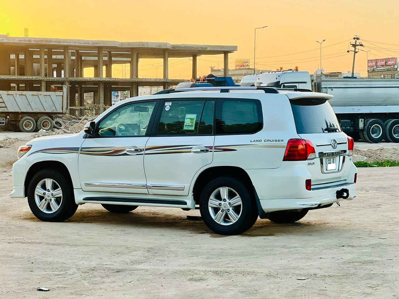 السعر 288  الاتصال ***********
لاندكروز موديل 2013 رقم بغداد بسمي  دولي سنويه وهزه مجدده مشروع وطني مداور بئي وقت حاظر

ملاحظه بيه قطعتين صبغ بدون دواخل ولامعجون شرط تفحص سونار وين ميعجبك 

بريم فول مواصفات 1ع1 اعله فئه
  محرك 6سلند وضع الشركه مامفتوح 

مكينه وكير وحداديه جدد تخم تاير كهربائيات كله شغاله تبريد ثلج سياره مال جناي وترايه كلش حلو برغي ماعايزه

مكانه #نجف
