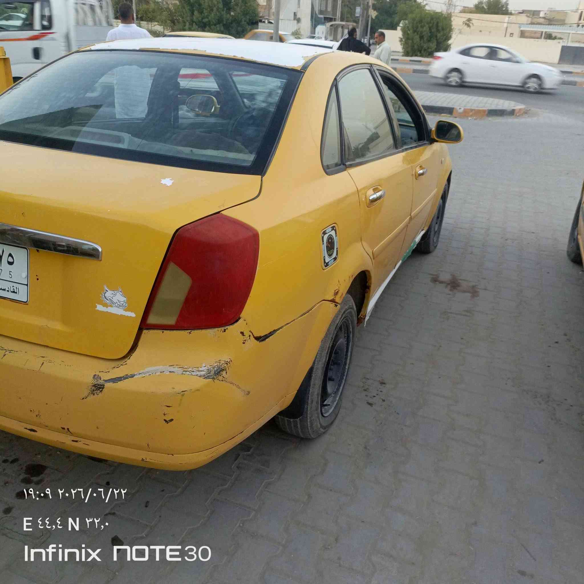 مرخصت الادمن اوبتره 2007 كفاله من ضربه بيه فقط خياس كير مكينه حداديه كله جديد مسكر كهرابئيات كله شغاله مكان السيارة نجف شارع المطار السعر 28وبيه مجال حك الجيه عليه غرامات 400 وهيئه 3سنوات نكطع من سعر *********** بيه و تساب

