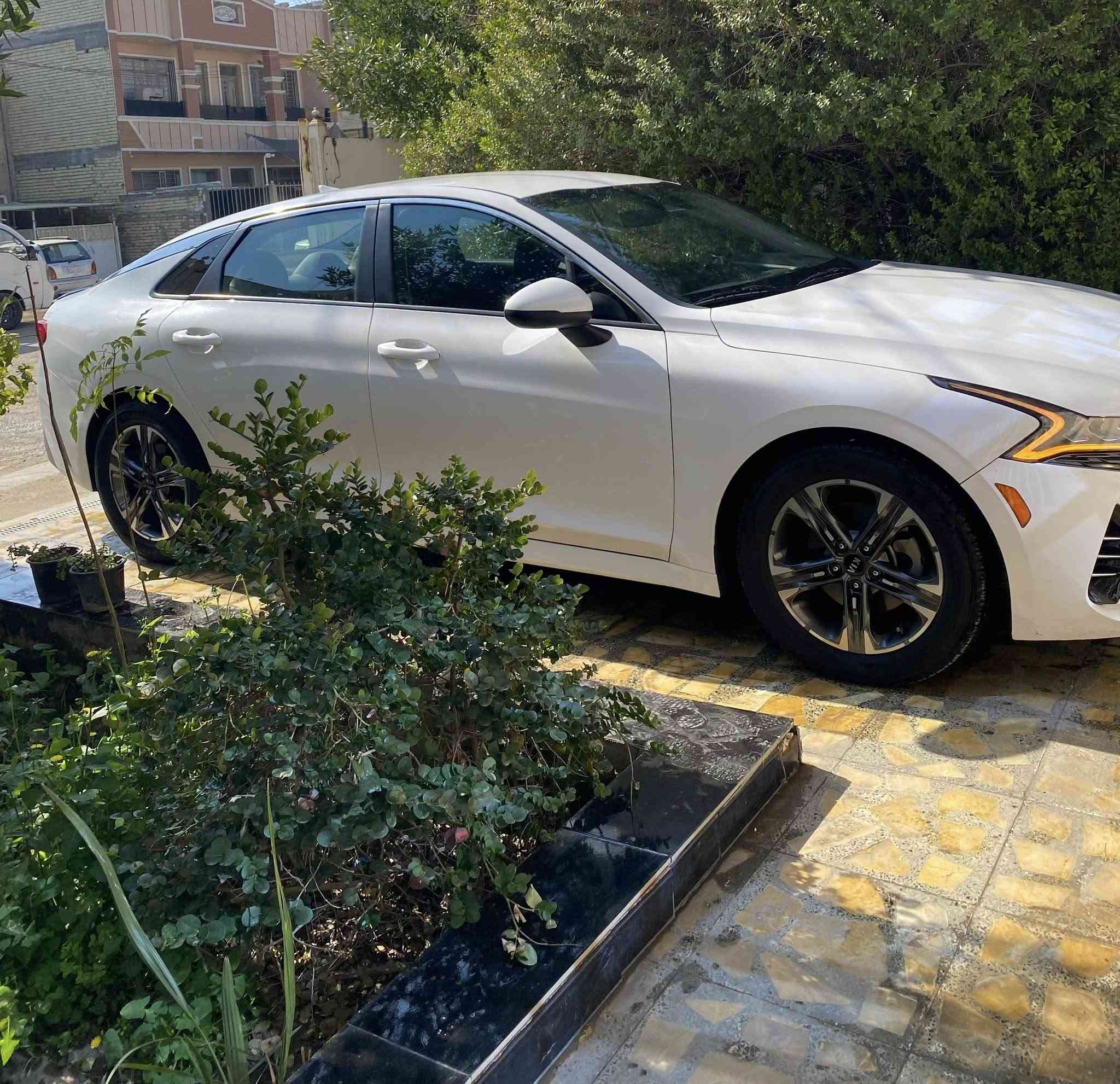 السلام عليكم للبيع K5 موديل 2021 رقم اربيل باسمي صور الحادث مرفق بالمنشور السعر 162 مكان السيارة بغداد الغدير تفاصيل اكثر ***********
