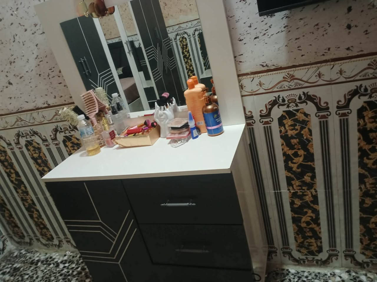 غرفه تركي 5 قطع جديده ما مفتوحه ولا مره سعرها 425 بيها مجال بسيط
محموديه كاع الجواهري


**إذا كنت صاحب هذا الإعلان وتريد حذفه لأي سبب، رجاءا أرسل رسالة إلى الدعم الفني**
