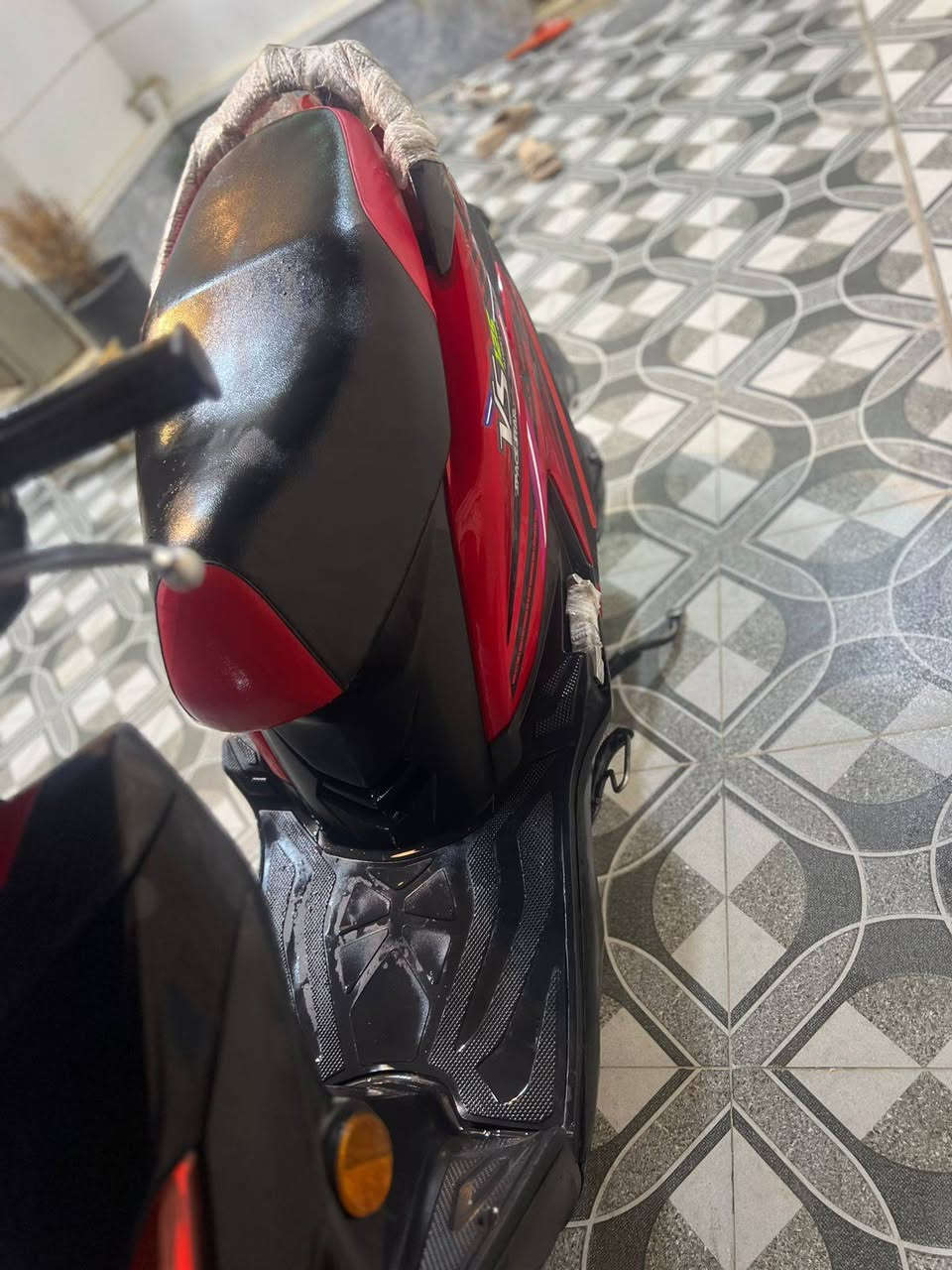 دراجه هوجي 2018 مسجل دراجه خير من الله سعره 12 وبيه مجال *********** عنوان خمسه كيلو
