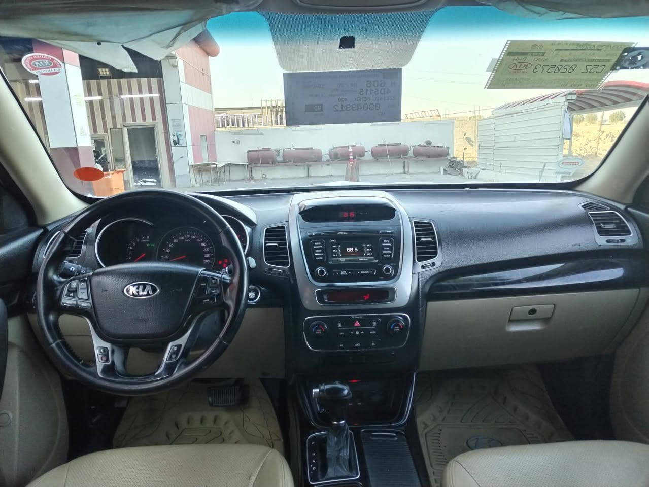 اللهم صلي على محمد وال محمد 
سورنتو 2015رقم بصره دولي وارد خليجي صبغ جاملق امامي 
والجاملق الخلفي 
مواصفات سته اسلندر سبعه راكب تبريد ٣ قطع بصمه جلد لد امامي خلفي 
للستفسار الانتصال على الرقم *********** ناصرية, ذي قار
