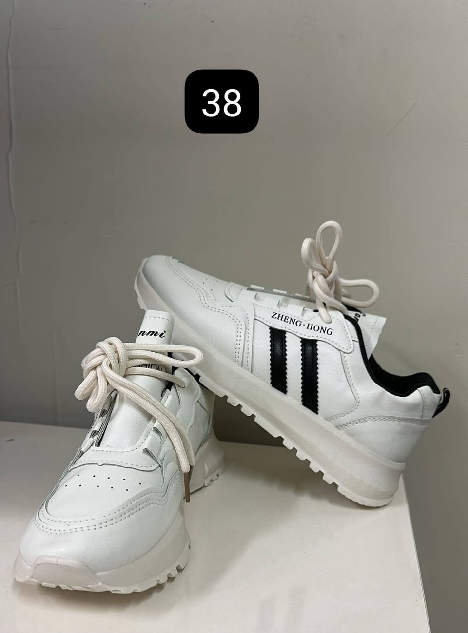 ✨ أناقة… راحة… وجودة بوقت واحد
تشكيلة جديدة من الأحذية العصرية وصلت الآن!
✔️ موديلات مكس 
✔️ خامات مريحة وجودة عالية
✔️ أسعار مناسبة للجميع سعر القطعة 8 وعرض قطعتين ب15
لا تفوّت الفرصة وخلي خطواتك أكثر أناقة 👞
📍 توصيل الف بسمايه 
الأناقة تبدأ من الحذاء.


**إذا كنت صاحب هذا الإعلان وتريد حذفه لأي سبب، رجاءا أرسل رسالة إلى الدعم الفني**