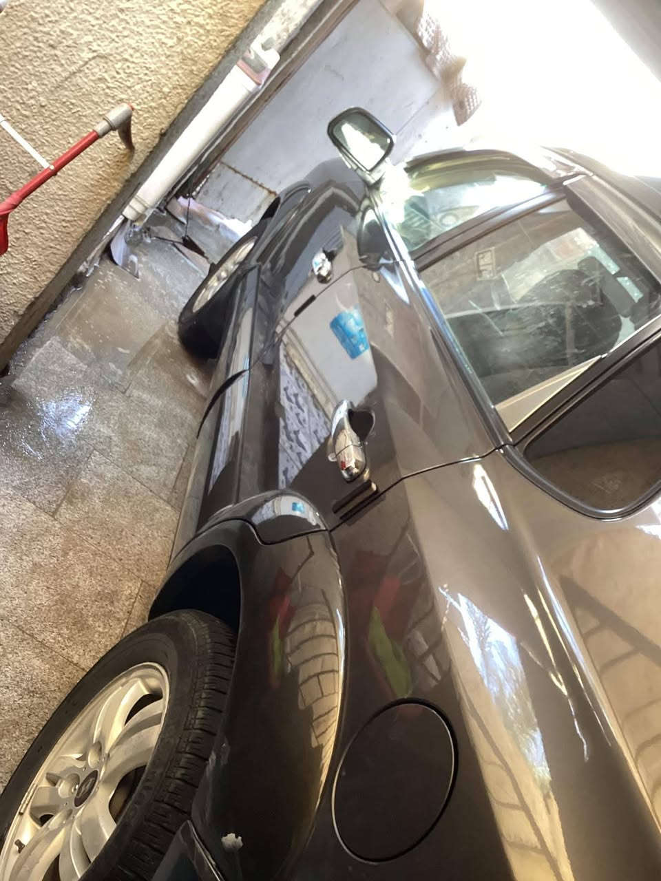 سلام عليكم توسان للبيع 2008 وارد خليجي رقم بغداد حادث صبغ قليل بالجنطه السعر 125 بيه مجال قليل الاستفسار ***********  أو ***********
