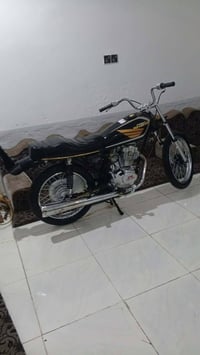 للبيع اوراق سكنر شاصي 26 صارله شهر من عمرته سعر 700 غراض كله اصلي 0786...