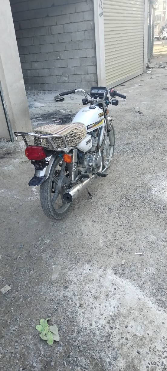 السلام عليكم ماطور 5 كير 2017 ماطور جاهز اي عيب مابيه محرك شرط سعره 275 وبيه مجال شراي تعال خاص وتدلل مكاني كركوك ***********
