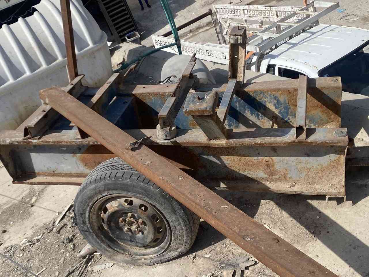 غراض كيا مع شواصي ٢ كورات ٢ كركنكات ٢ دكشنات حار بارد كيس عدد ٢ قباقه ولفات بمات دينموات سلفات مدكات كاز شي على تصفيه محل 
مكاني بغداد الحريه دباش 
***********
