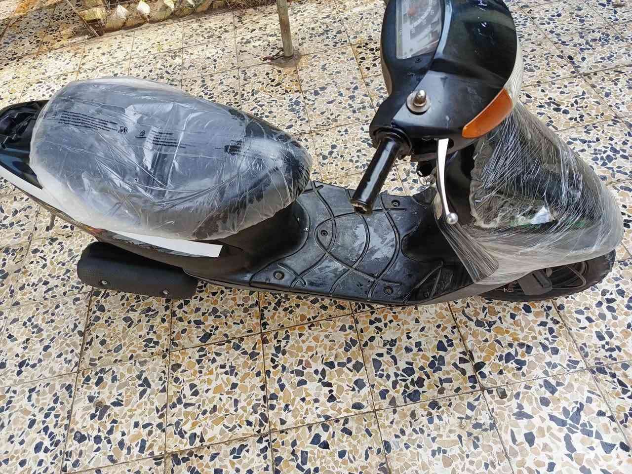 السلام عليكم
دراجة للبيع ذبانه ساسوكي مسطره اصولي
نظيفة كلش كلشي شغال بيها السعر 275
المجر الكبير ***********
