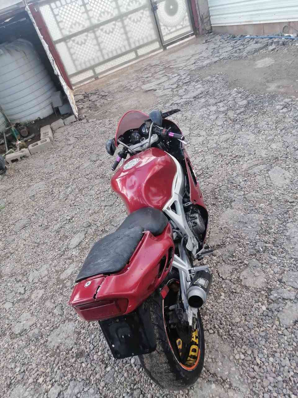 ٩19شغاه بي وكت بس الكير بي صوت السعر مليون و١٠٠ وبيه مجال الدراجه مكينته خرسه الرقم *********** مكاني بغداد الوسفيه
