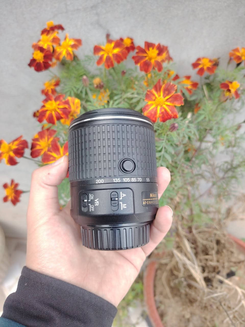 عدسه نيكون 55 - 200 جديد استعمال شخصي
السعر 130 الف وبيها مجال بسيط

ومتوفر شركات توصيل


**إذا كنت صاحب هذا الإعلان وتريد حذفه لأي سبب، رجاءا أرسل رسالة إلى الدعم الفني**