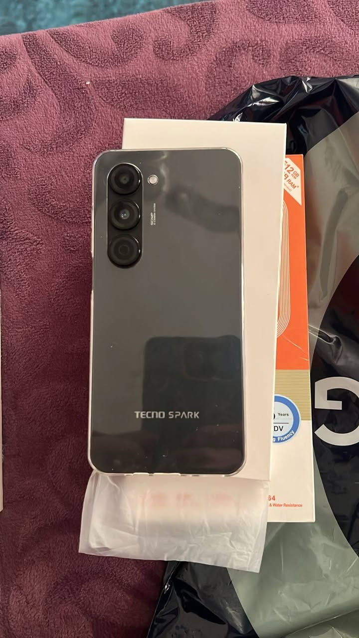 موبايل سبارك ٤٠ سعر ١٠٠ الف بي مجال في شارع فلسطين جهزه جديدغير مستعمل ...صناعه صيني


**إذا كنت صاحب هذا الإعلان وتريد حذفه لأي سبب، رجاءا أرسل رسالة إلى الدعم الفني**