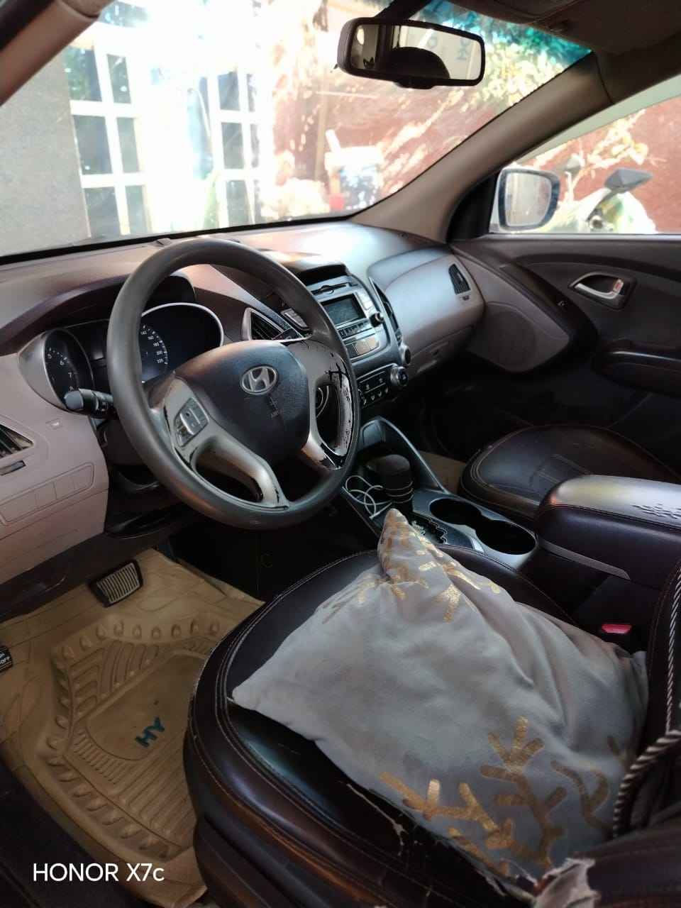 سيارة توسان ٢٠١٣ للبيع محرك 2400 رقم بغداد ماشيه ١٦٥ باسمي وبسعر 140ورقة رقم الهاتف *********** بغداد, العراق
