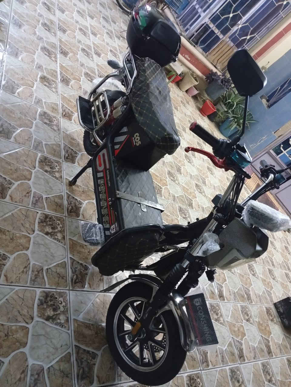 السلام عليكم موطور جبلي موديل 25 شغال عل فحص سعر ٤٧٥ وبي مجال ٦ باتري مكان فلوجة ***********
